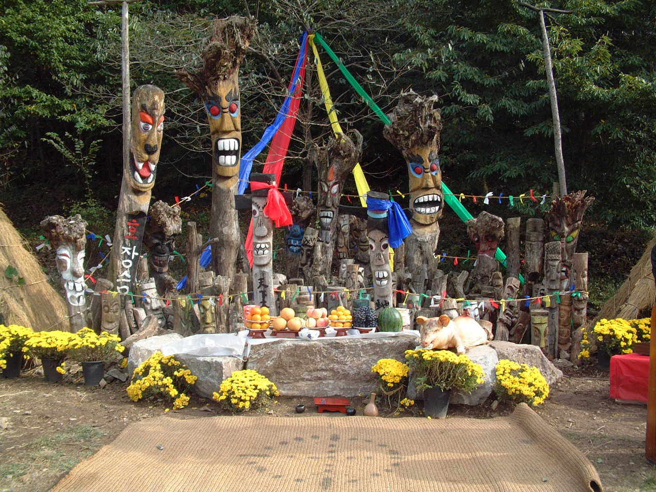 Churyeong Jangseung Village