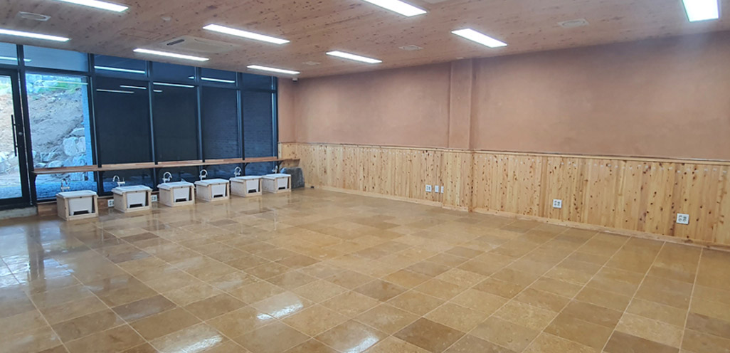 찜질방 휴게실 사진