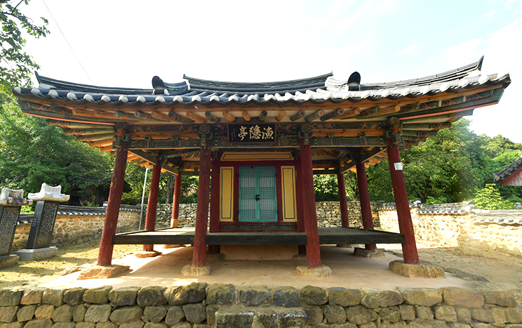 渔隐亭（文化财资料132号）