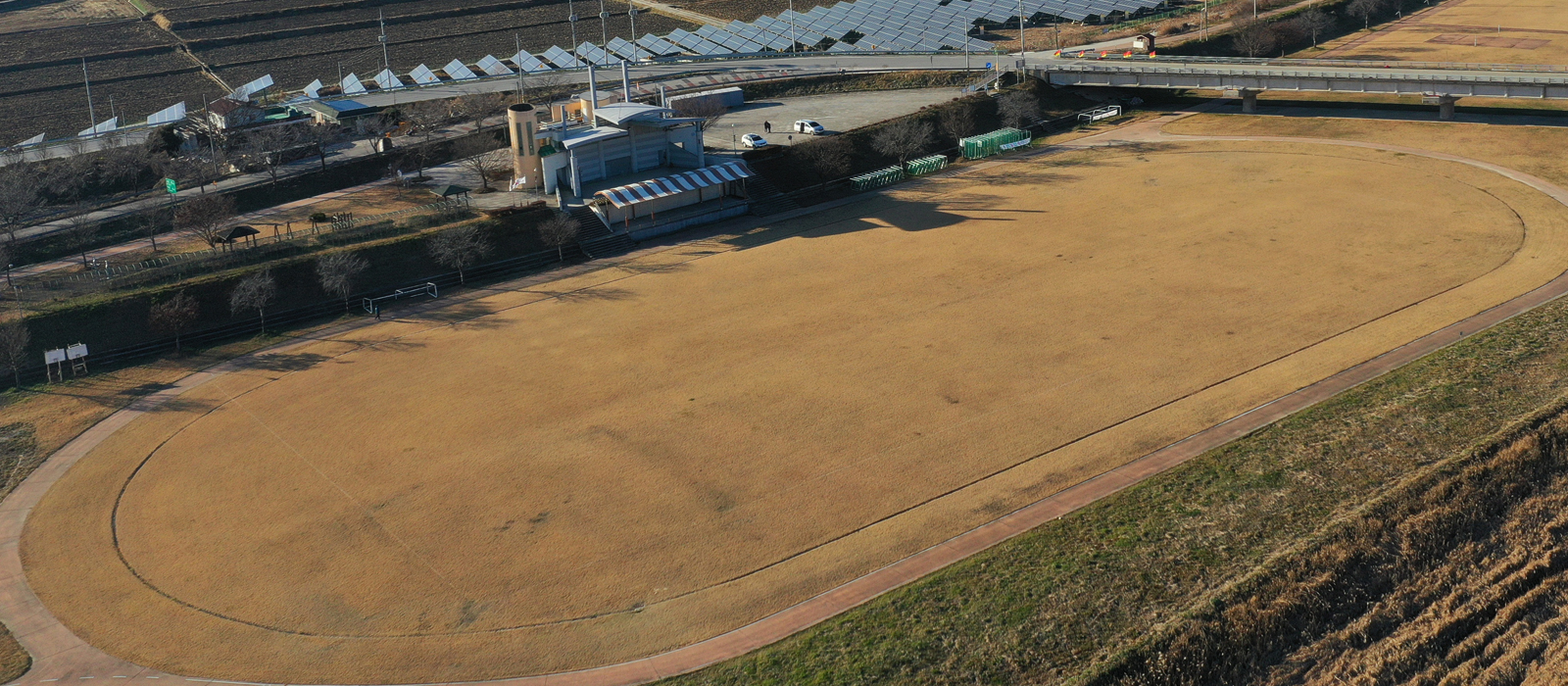 蟾津江郡民体育公园